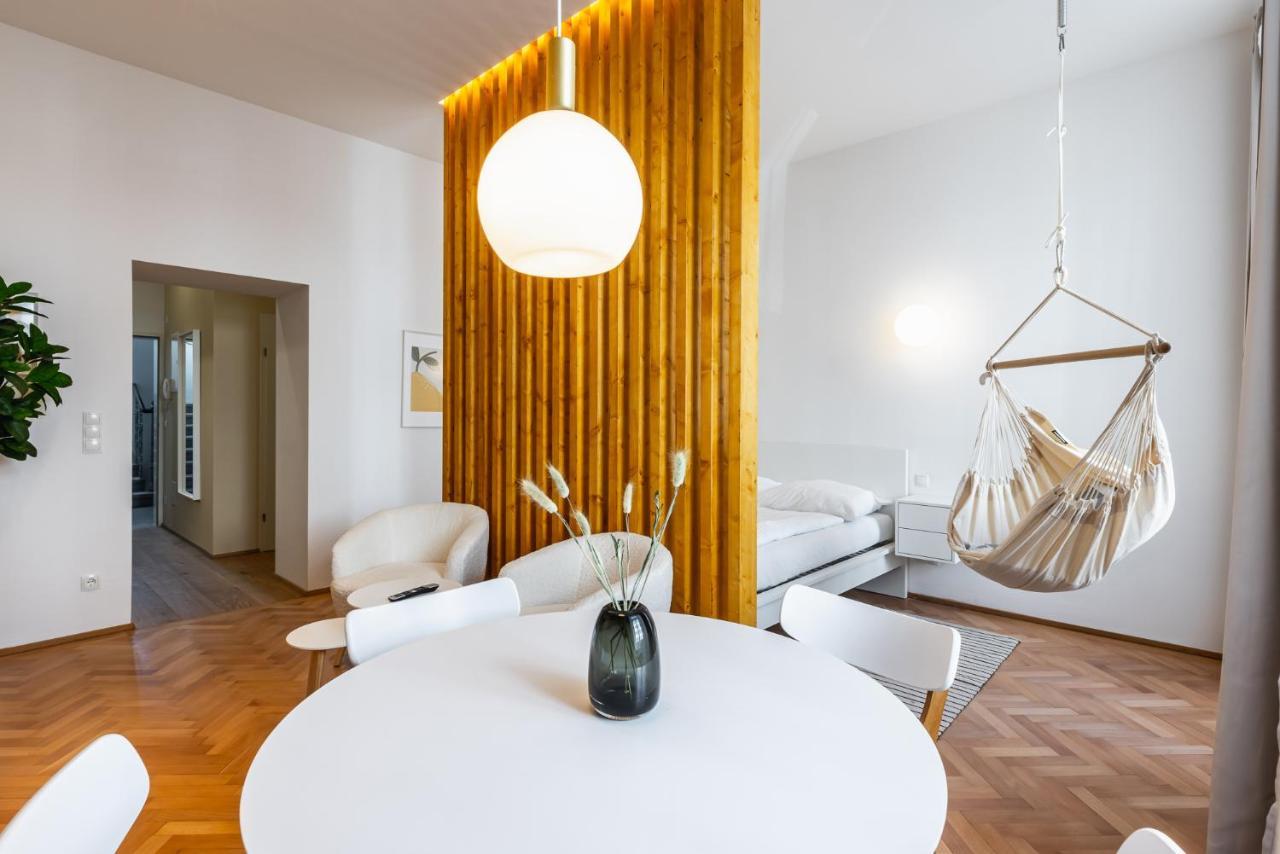 Classy And Elegant In A Calm Area Wien